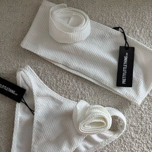 *BRAND NEW* PLT White Rosette Bikinj